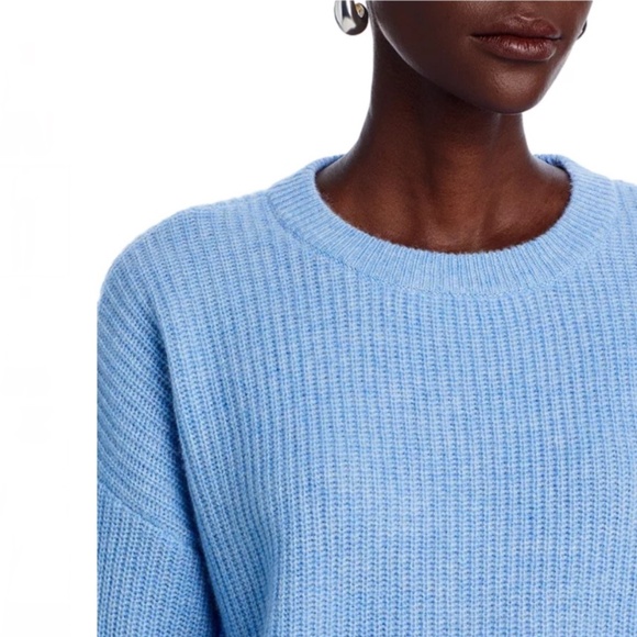 Luxurious 100% Cashmere Shaker Stitch Drop Shoulder Sweater By Aqua in blue - Picture 4 of 7
